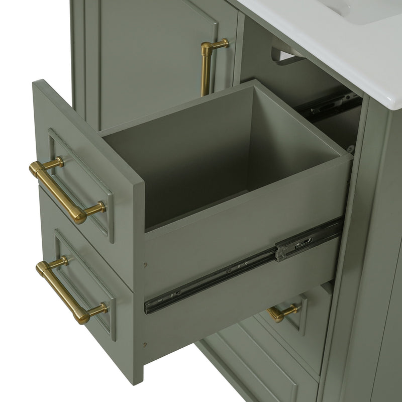 Traditional Bathroom Vanity Set With Soft Close Doors