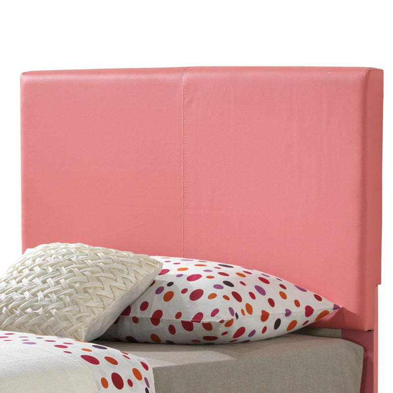 Elegant Platform Bed For Relaxed Spaces