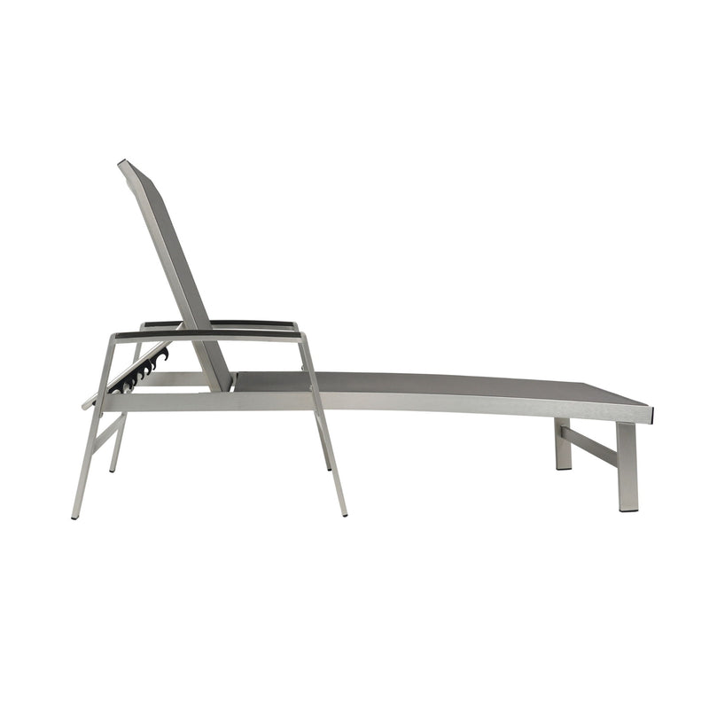 Oaxton - Chaise Lounge