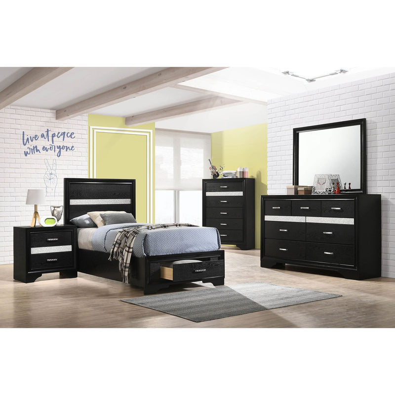 Urbana - Storage Panel Bed